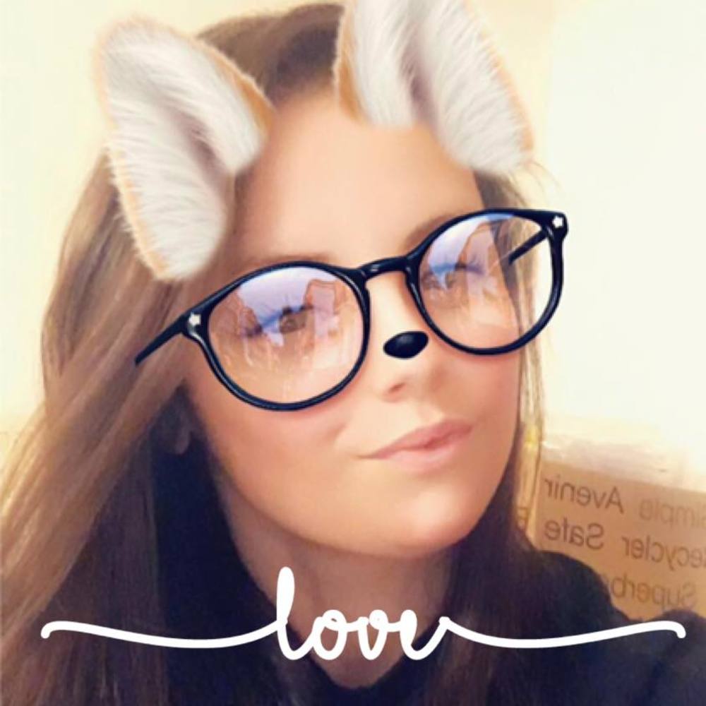 Meet your Posher, Alicia